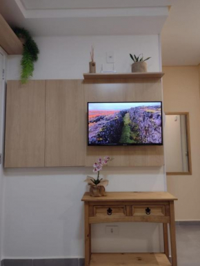 APARTAMENTO 2 QUARTOS ACONCHEGANTE PROXIMO SHOPPING MÍNIMO 2 Diárias